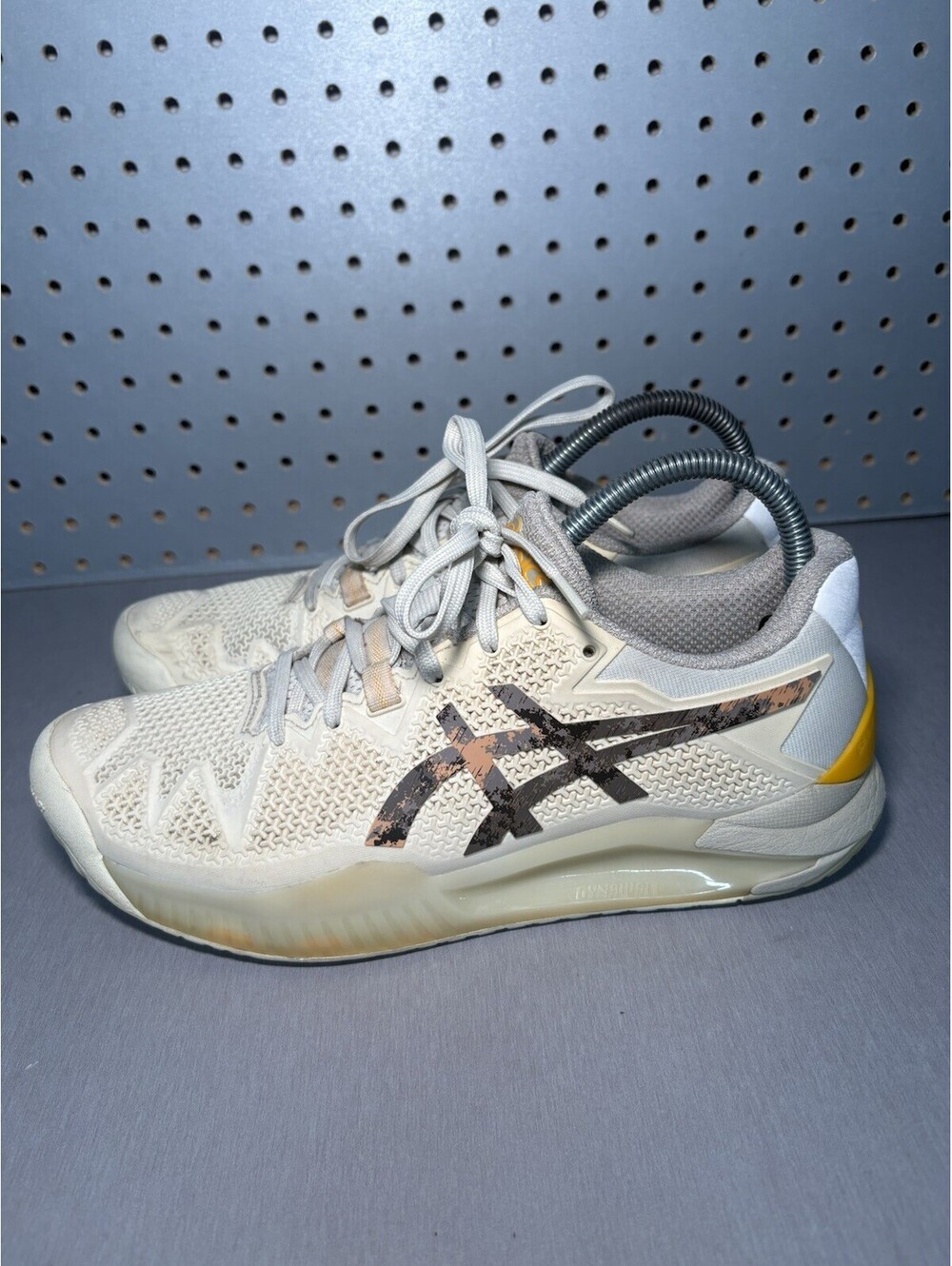 Asics Gel Resolution 8 Tennis Shoes Womens Sz 8.5 LE Earth Day Pickleball Brown